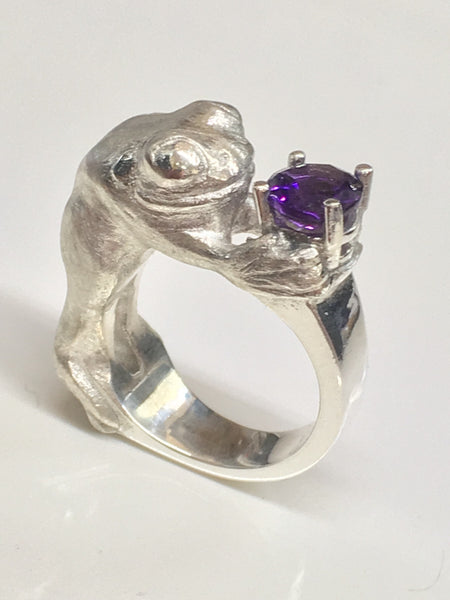 Fairytale Romance - Sterling silver frog ring with gemstone