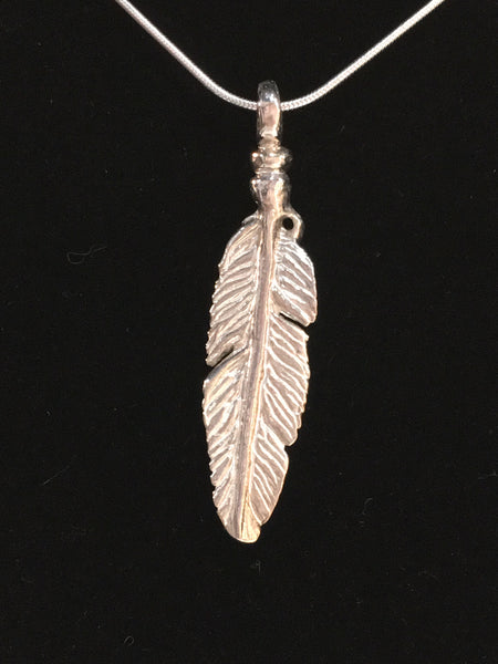 Lift - Feather necklace